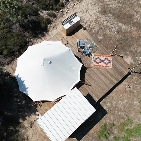 Unique Glamping Kámpos